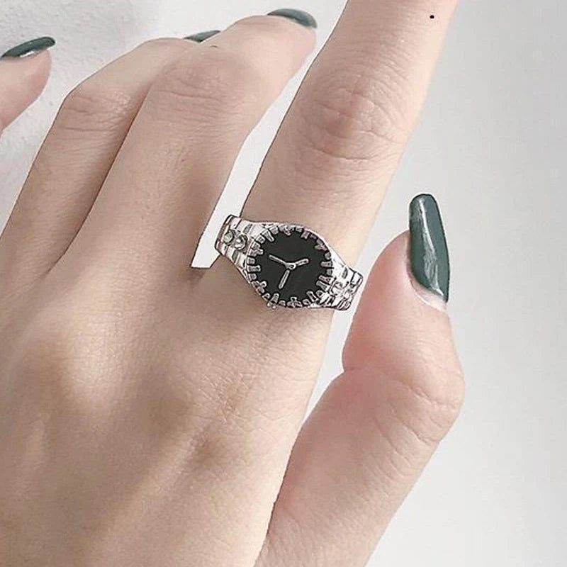Vintage Dial Ring – Unisex Retro Style