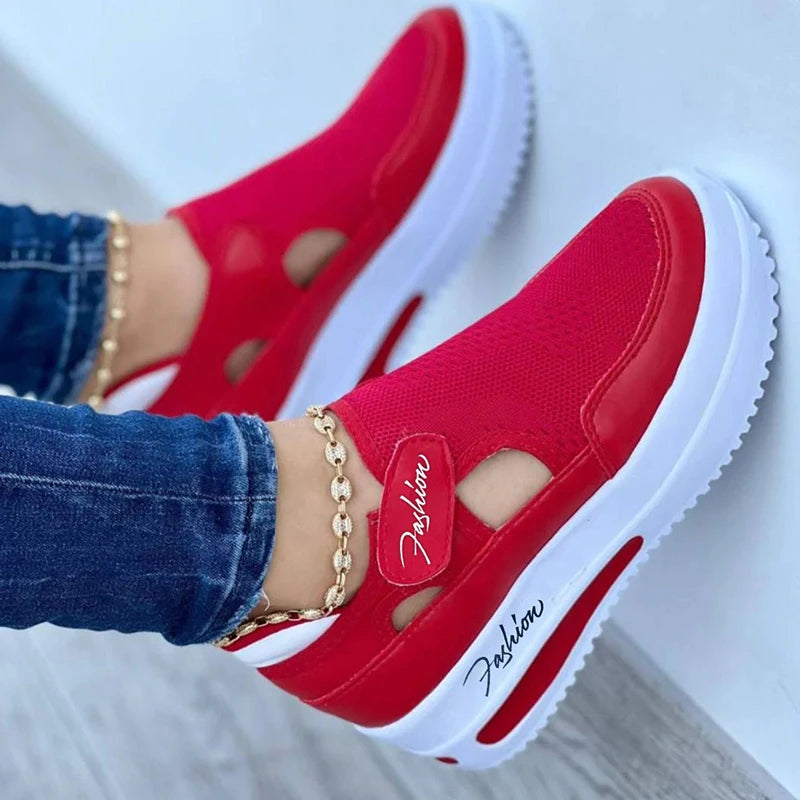 Woman Tennis Shoes